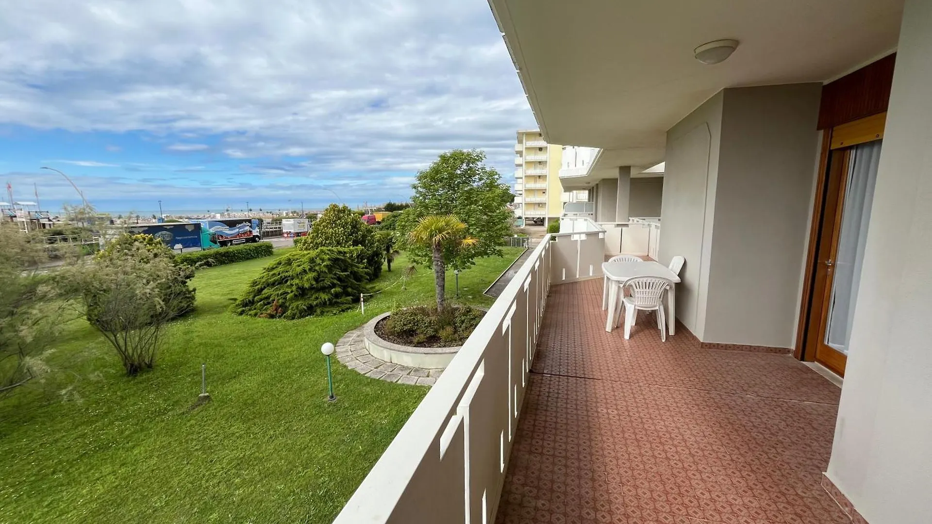 Corso - Appartamenti Bibione Italië