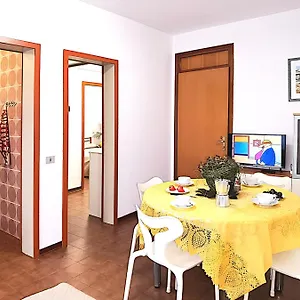 Apartment Villaggio Azzurro